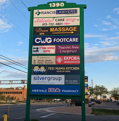 pylon-sign-retail (1)