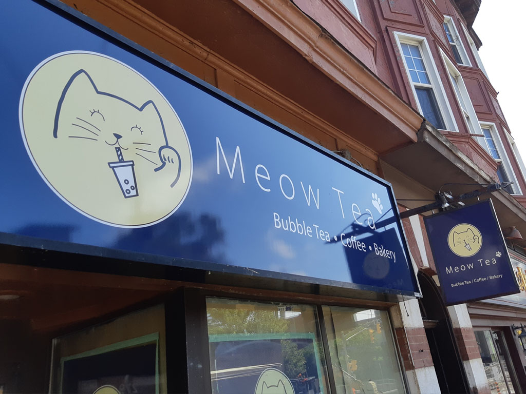 lightbox-sign-meow